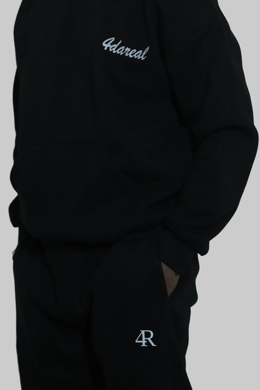 4DAREAL Signature black tracksuit.
